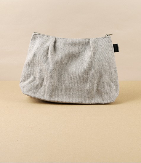 Lithuanian Linen Pleated Pouch, 20cm