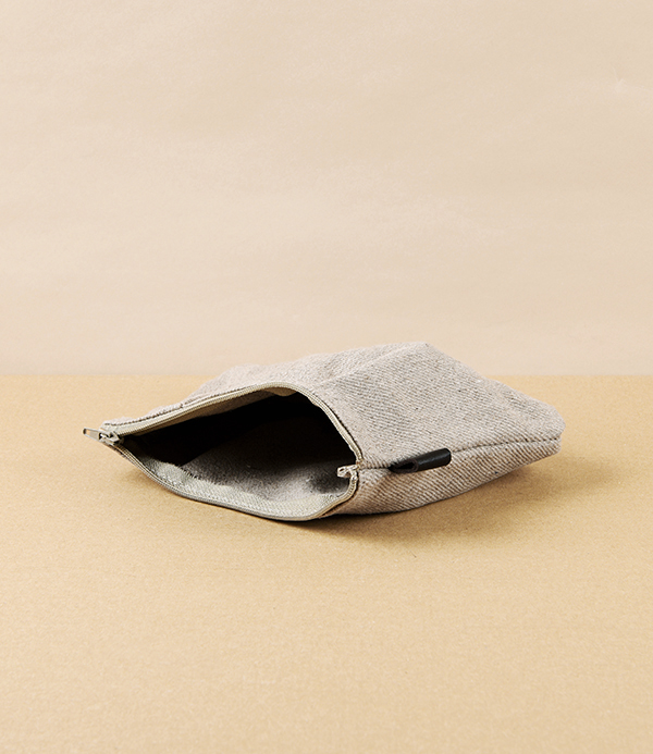 Lithuanian Linen Pleated Pouch, 15cm