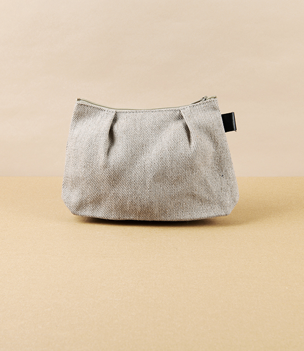 Lithuanian Linen Pleated Pouch, 15cm