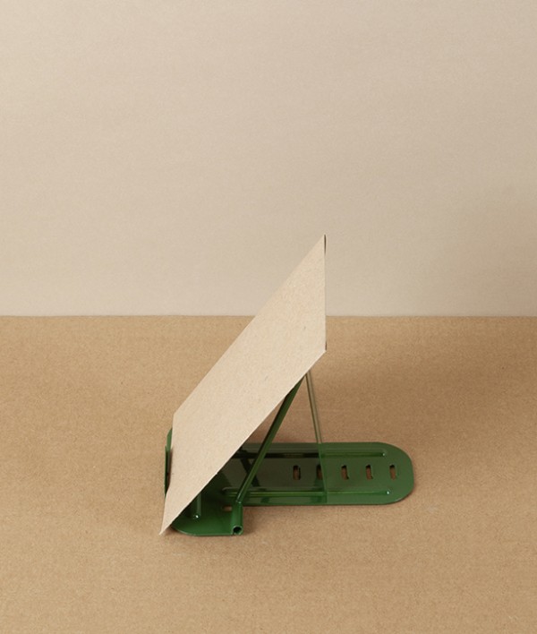 Hightide Metal Gadget Stand, Green