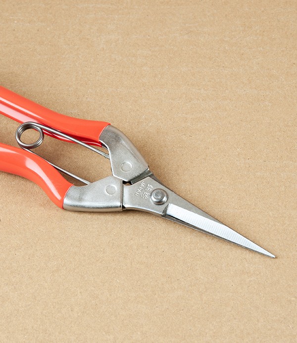 Japanese Garden Snips with Easy Grip Handles & Wrist Strap