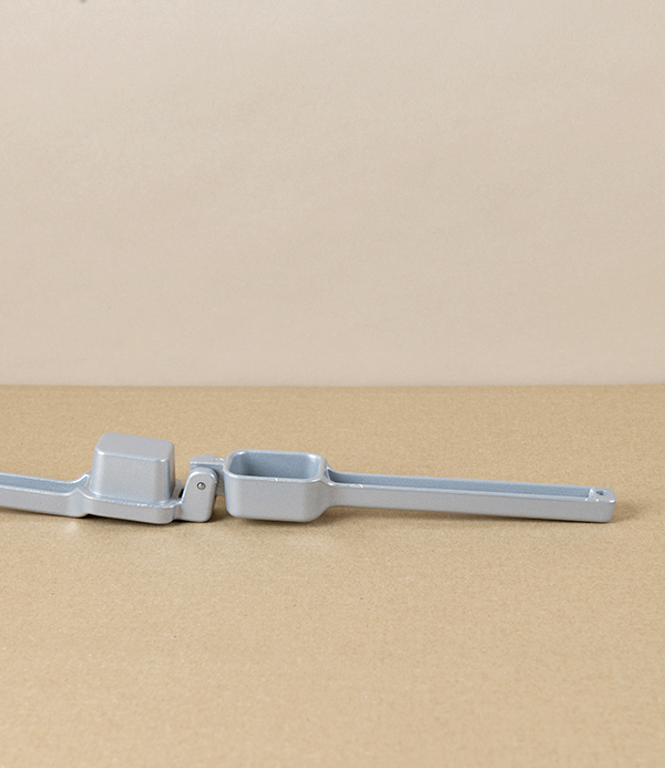 German Cast Aluminium Garlic Press