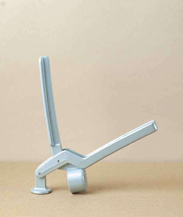 German Cast Aluminium Garlic Press, Large