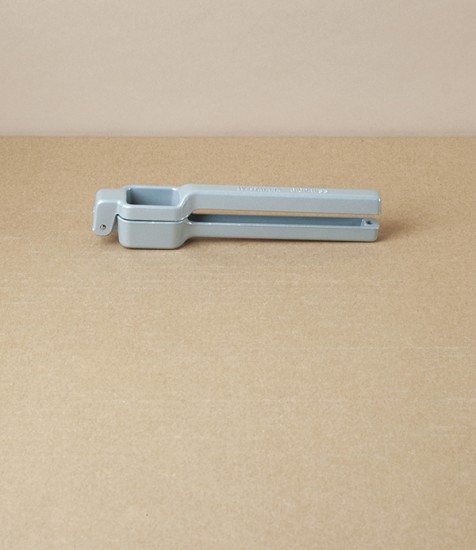 German Cast Aluminium Garlic Press