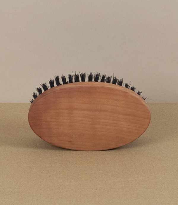 Gentlemen's hairbrush, pear wood & wild bristle