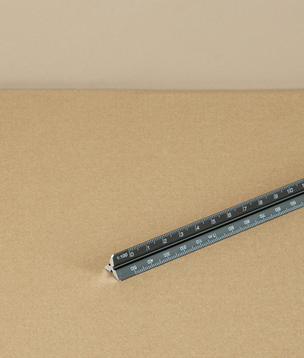 German Dafting Scale, Black