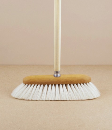 Indoor Broom, Oiled Oak & Goat-Hair