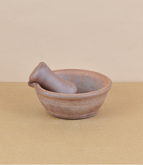Hand-Thrown Grinding Bowl for Spices and Dressings