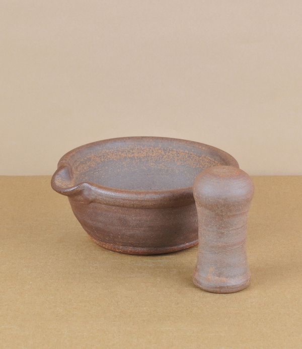 Hand-Thrown Grinding Bowl for Spices and Dressings