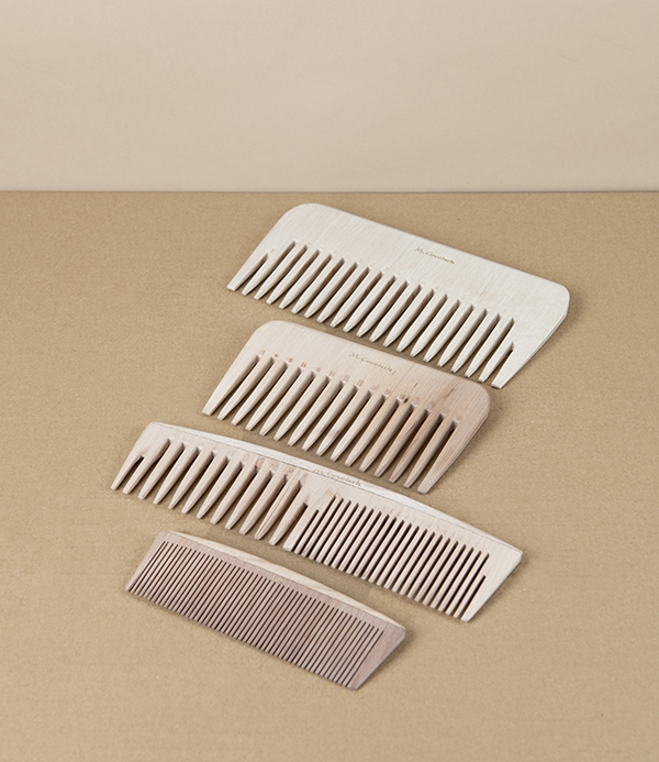 Groetsch Big Wooden Curl Comb, 16cm, Maple Wood