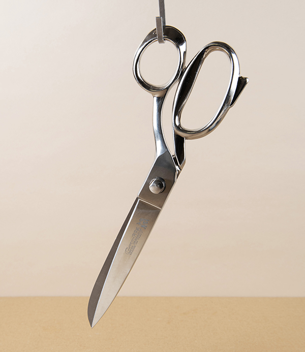 Gruffé Italian Tailor's Shears, Knife Edge, All Nickel Plated, 10”