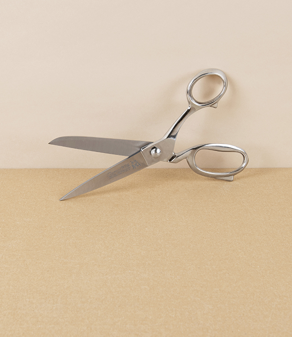 Gruffé Italian Tailor's Shears, Knife Edge, All Nickel Plated, 8”