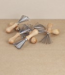 Brush and comb cleaning rake