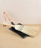 Rice straw hand brush with wooden handle