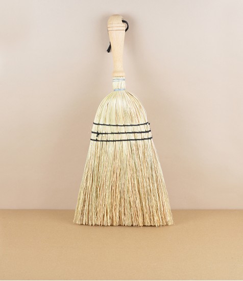 Rice straw hand brush with wooden handle