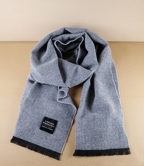 Finnish Merino Wool ‘Hanki’ Scarf, Grey