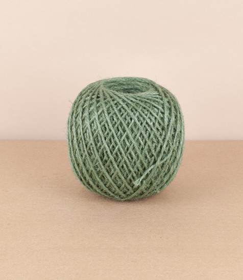 Ball of heritage twine, green
