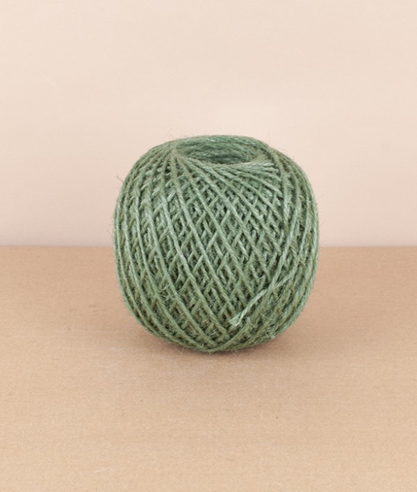 Ball of heritage twine, green