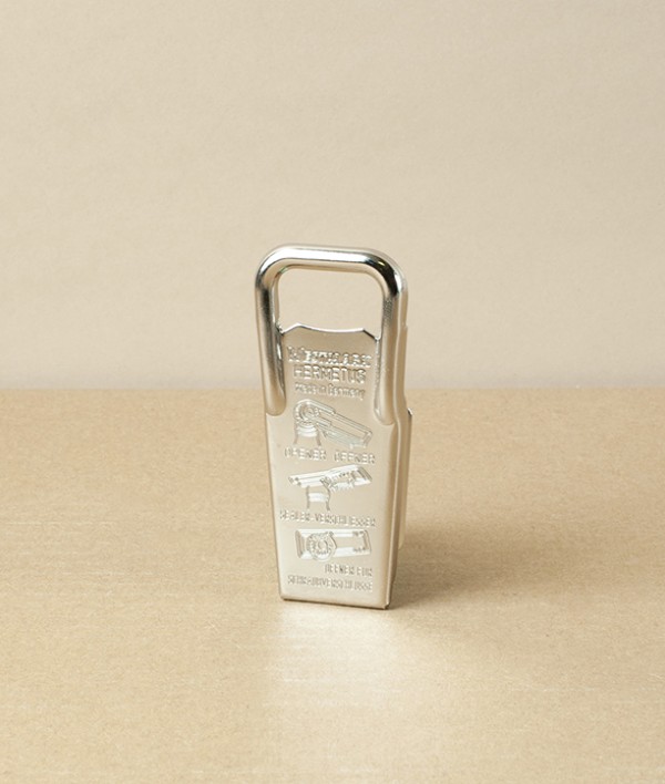 Hermetus Bottle Opener & Sealer
