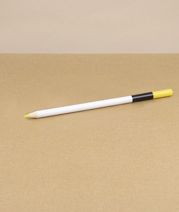 Dry marker highlighter pencil, Yellow