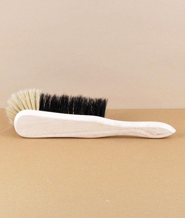 English hand brush, hog bristle