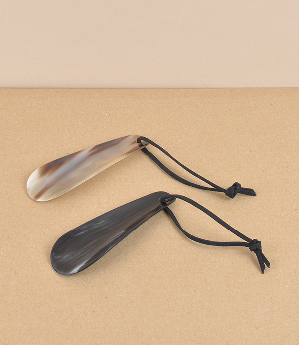 English Hand Made Ox-Horn Shoe Horn