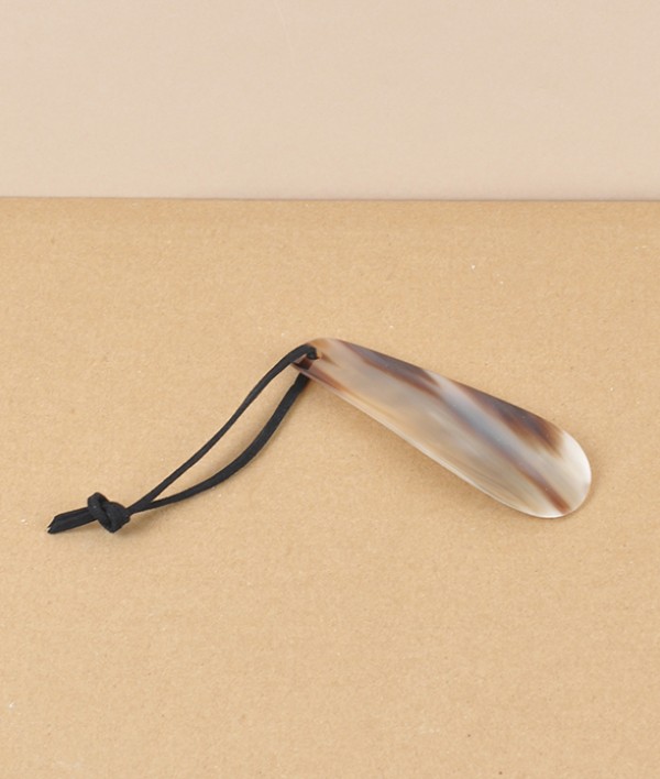 Lancashire-made ox-horn shoe horn