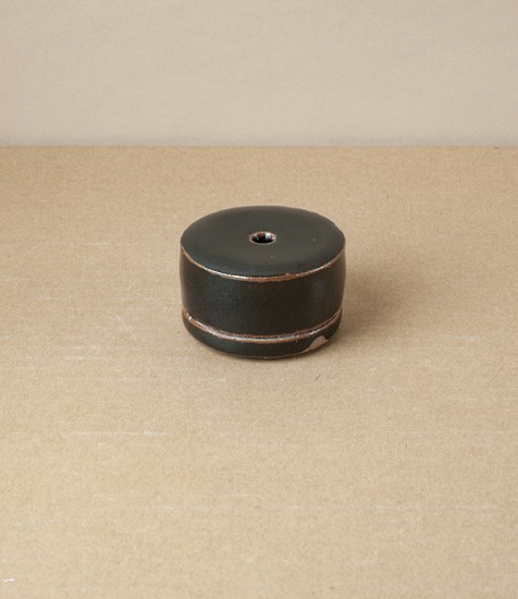 Simon Horton Incense Box, Stoneware, Tenmoku