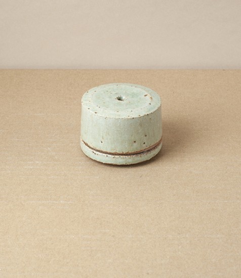 Simon Horton Incense Box, Stoneware, Ash