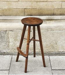 Ibazen high stool with foot rest