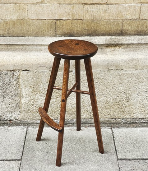 Ibazen Urushi High Stool with Foot Rest, Japanese Oak