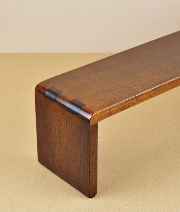 Ibazen urushi lacquered table-top shelf
