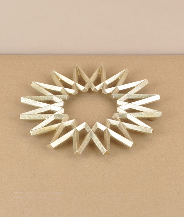I-Hada Sand Cast brass trivet, Ginga / Galaxy