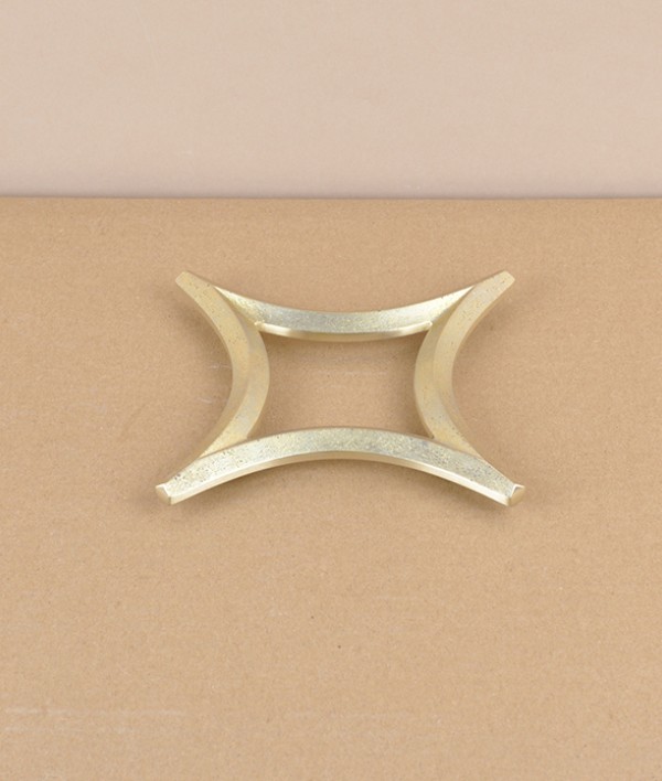 I-Hada Sand Cast brass trivet, Hoshi / Star