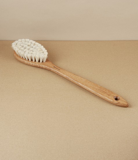 Swedish Long Handled Bathing Brush, Oiled Oak, Horsehair & Tampico