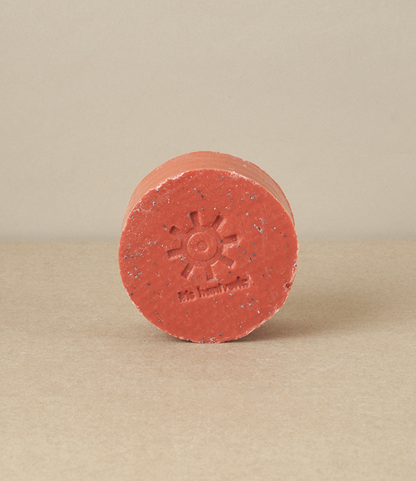 Natural Christmas Soap with Essential Oils
