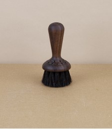 Swedish standing face brush for wet use, Walnut and Dark Horsehair