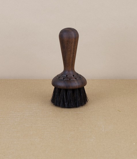 Swedish standing face brush for wet use, Walnut and Dark Horsehair