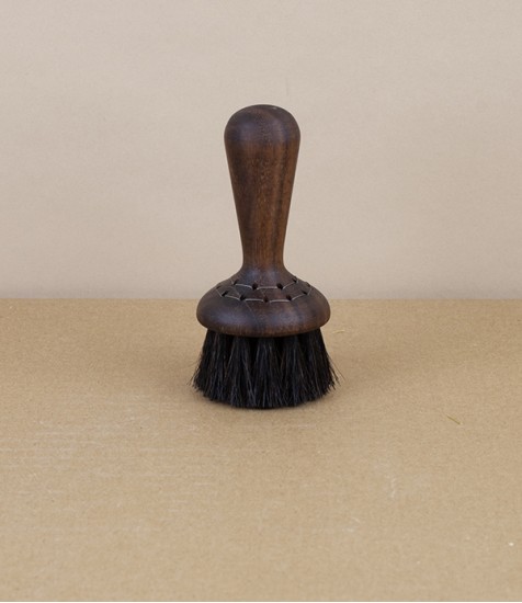 Swedish standing face brush for wet use, Walnut and Dark Horsehair