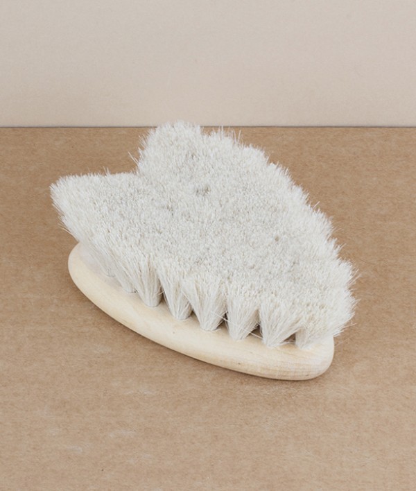Swedish heart-shaped baby brush, goat hair