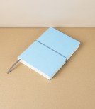 Italian Daily Diary with Elastic, 2026, A5, Light Blue