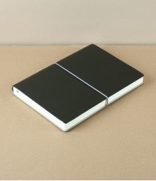Italian notebook with elastic, A5, Lined, Black