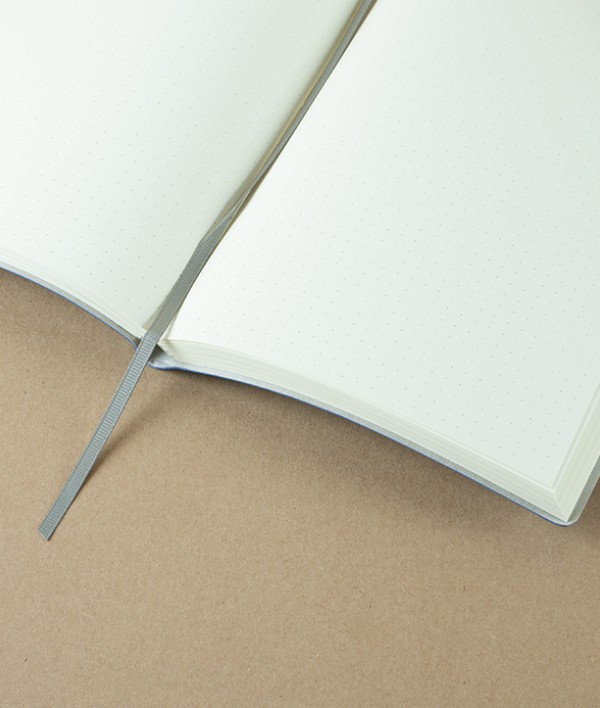 Italian notebook with elastic, A5, Dotted, Blue