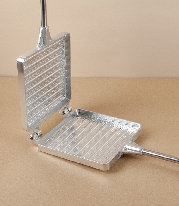 Italian Stovetop Toaster with Wooden Handle