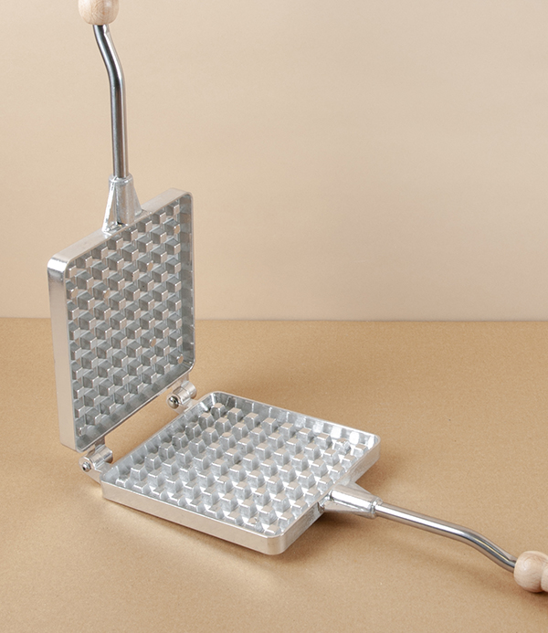 Italian Stovetop Waffle Iron with Wooden Handle