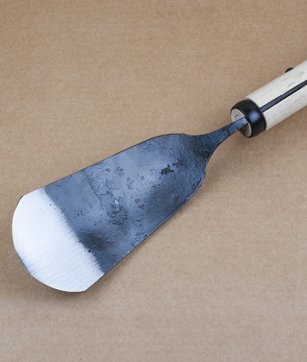 Forged trowel, carbon steel & white oak