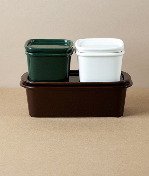 Japanese Semi-Porcelain Lidded Box, Deep Brown