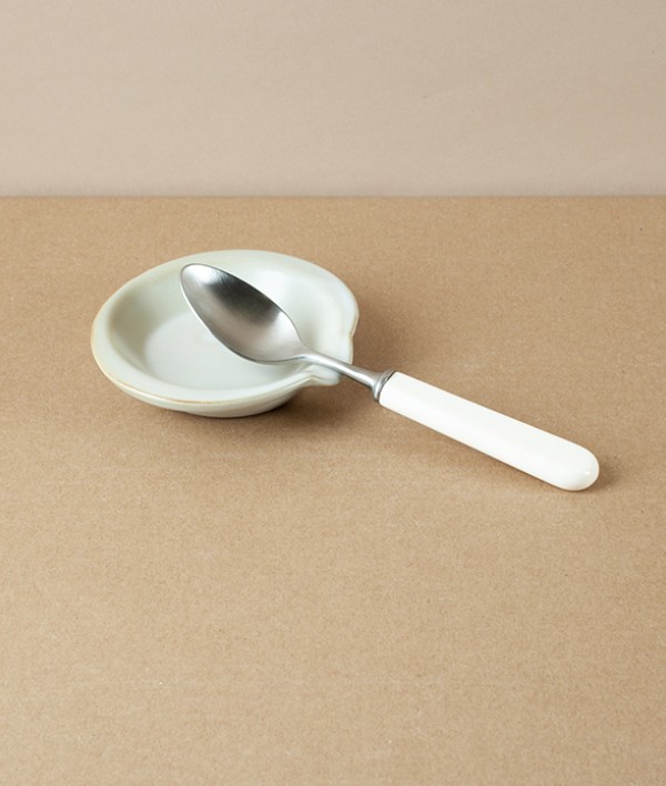 Japanese Porcelain Spoon Rest, White