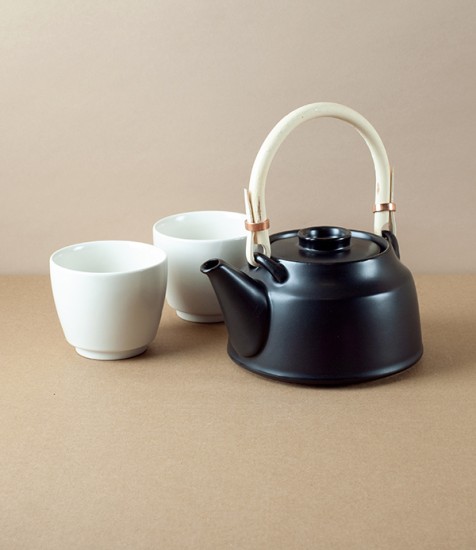 Tatsumi Kato Porcelain Tea Set