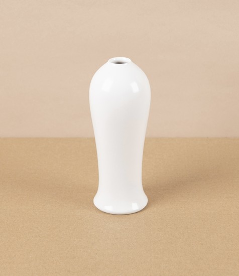 Japanese Porcelain Flower Vase, ‘Heishi’